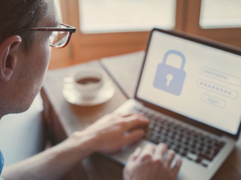 como evitar fraudes na internet identificação