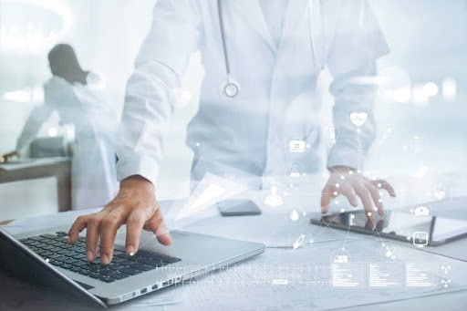 Foto do case Termo de responsabilidade de equipamento: como digitalizar e gerenciar em clínicas e hospitais